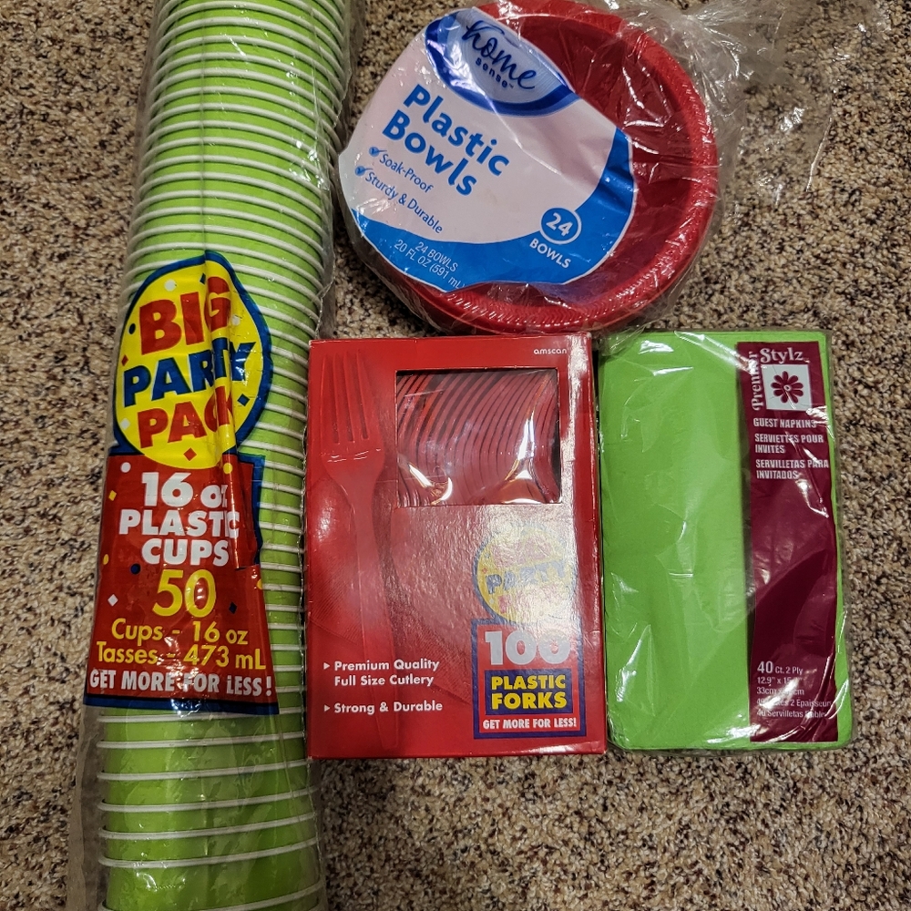 Green and Red plasticware